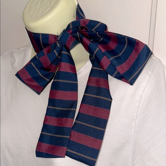 Vintage Navy Blue & Maroon Striped Polyester Long Thin Neck Scarf - Picture 1 of 5